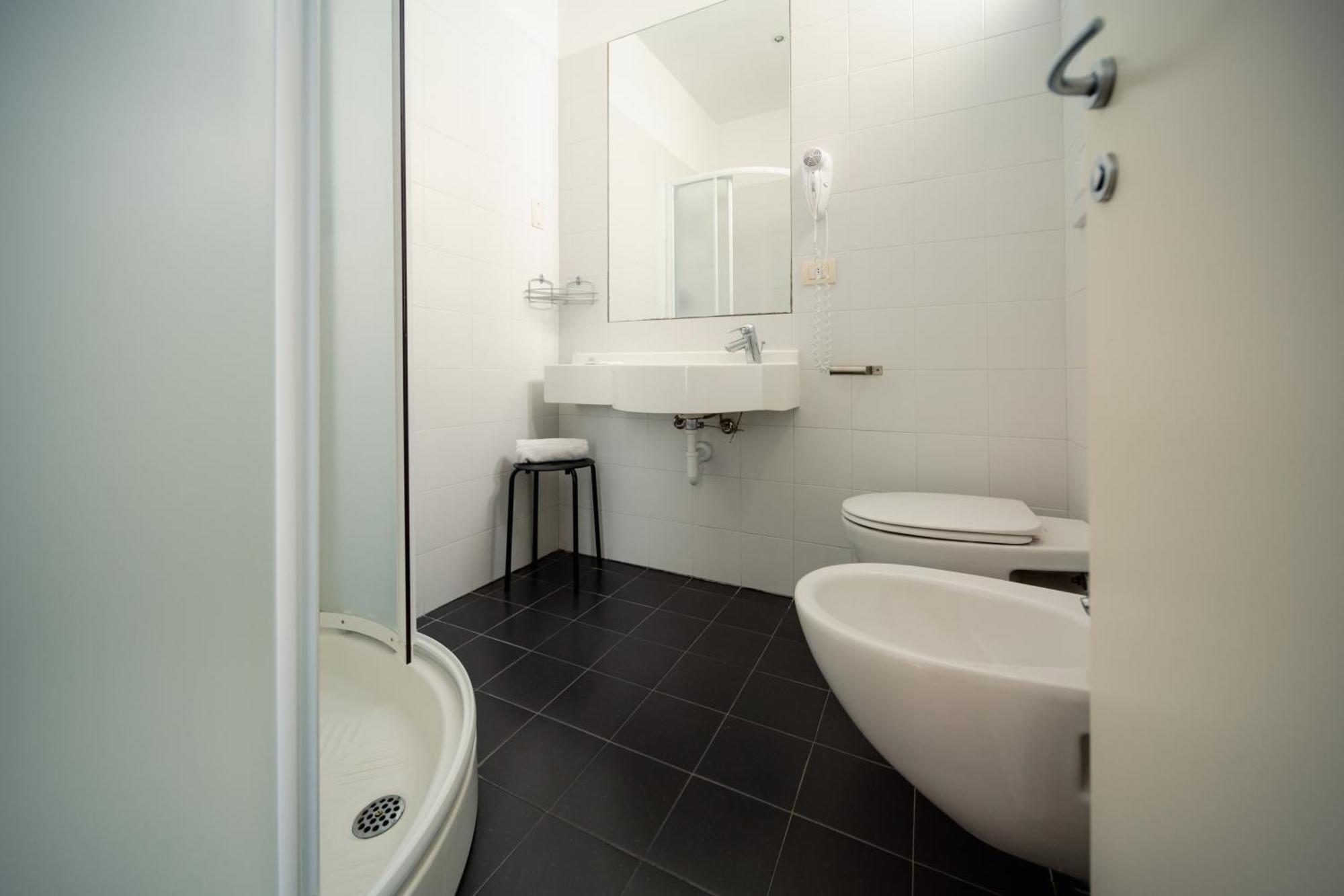 Hotel Trieste Rimini Esterno foto